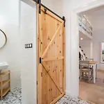 Youth Motive With Gallery *