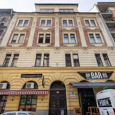 Youth Motive With Gallery Апартаменты Будапешт