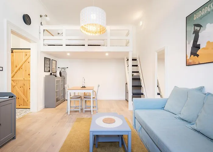 Apartman Youth Motive With Gallery *