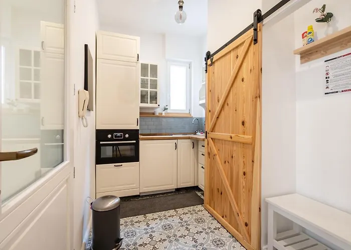 Appartement Youth Motive With Gallery