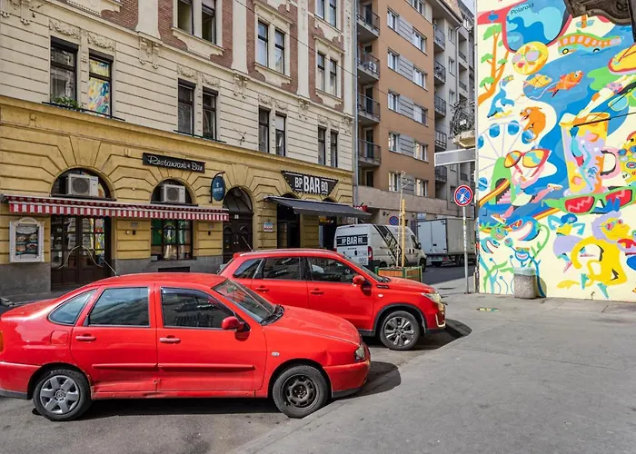Appartement Youth Motive With Gallery Budapest
